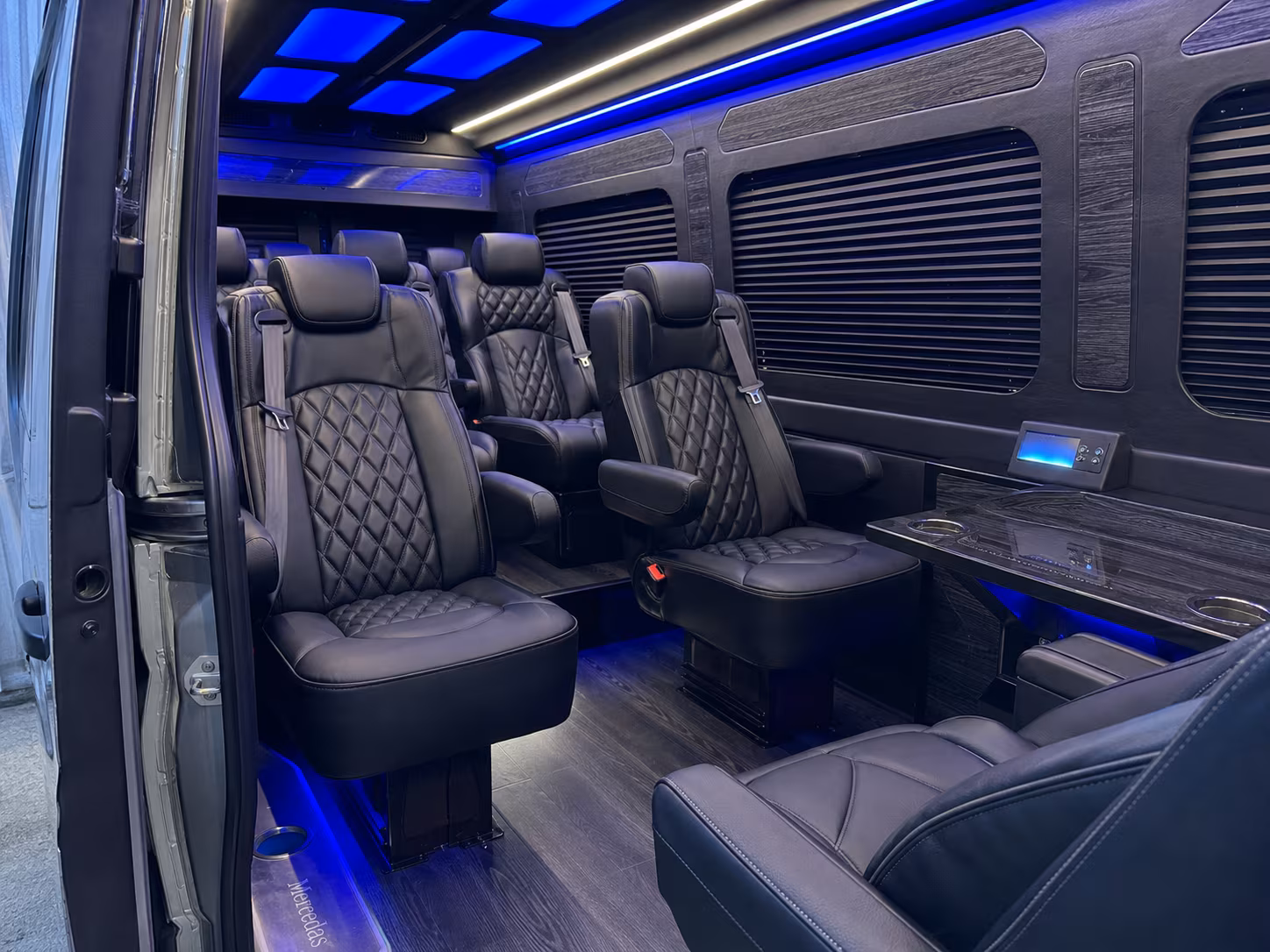 Huntington Beach Wedding Transportation & Shuttle Service